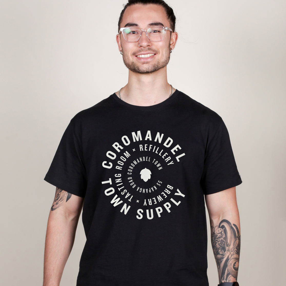 BLACK LOGO TEE